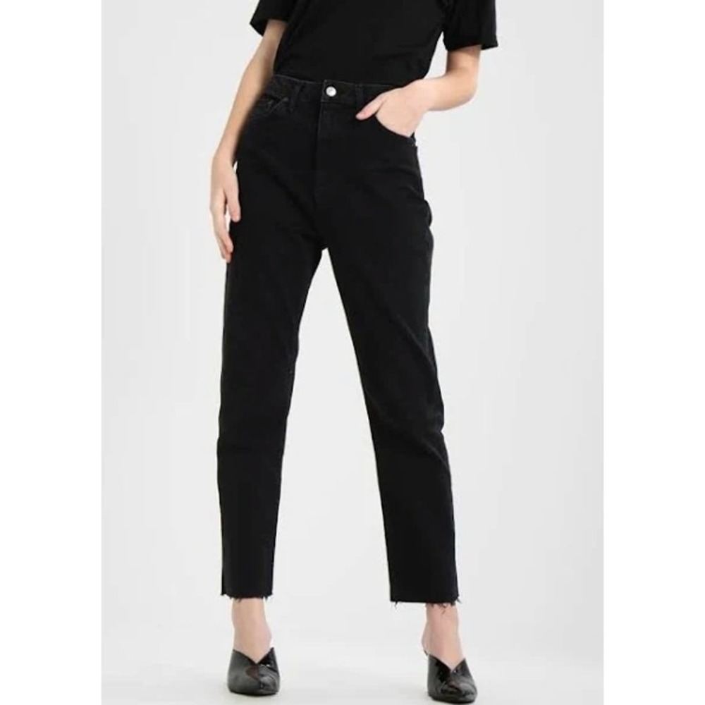 Topshop High Waisted Straight Leg Jeans Raw Hem Black Denim‎ NWT Womens 4 / 26